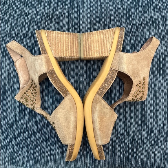 DANSKO DEANDRA HEELED SUEDE SHIMMER SANDALS EURO 40 (9.5-10) - Picture 3 of 13